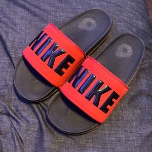 Men’s size 8 Nike slides